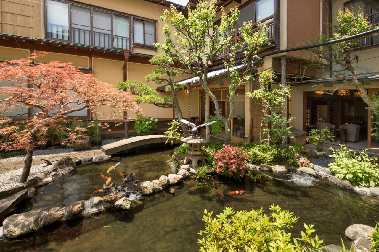 Yugawara Fuga Hotel Exterior foto