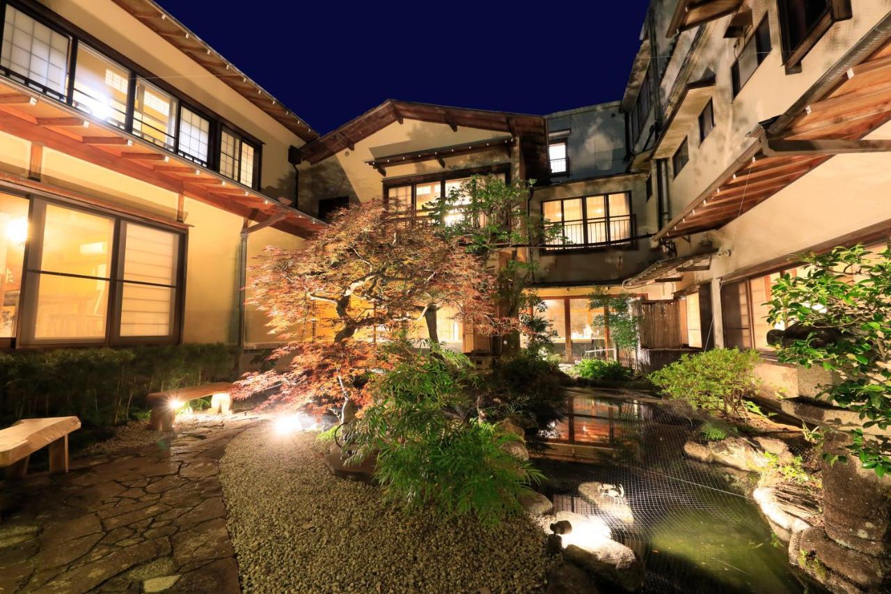 Yugawara Fuga Hotel Exterior foto
